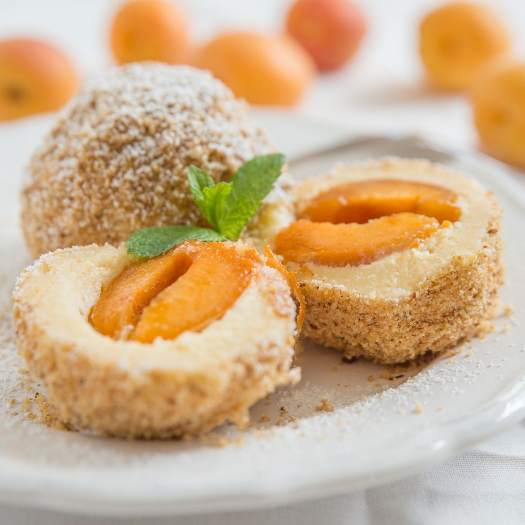 Marillenknödel bei Salzburg schmeckt