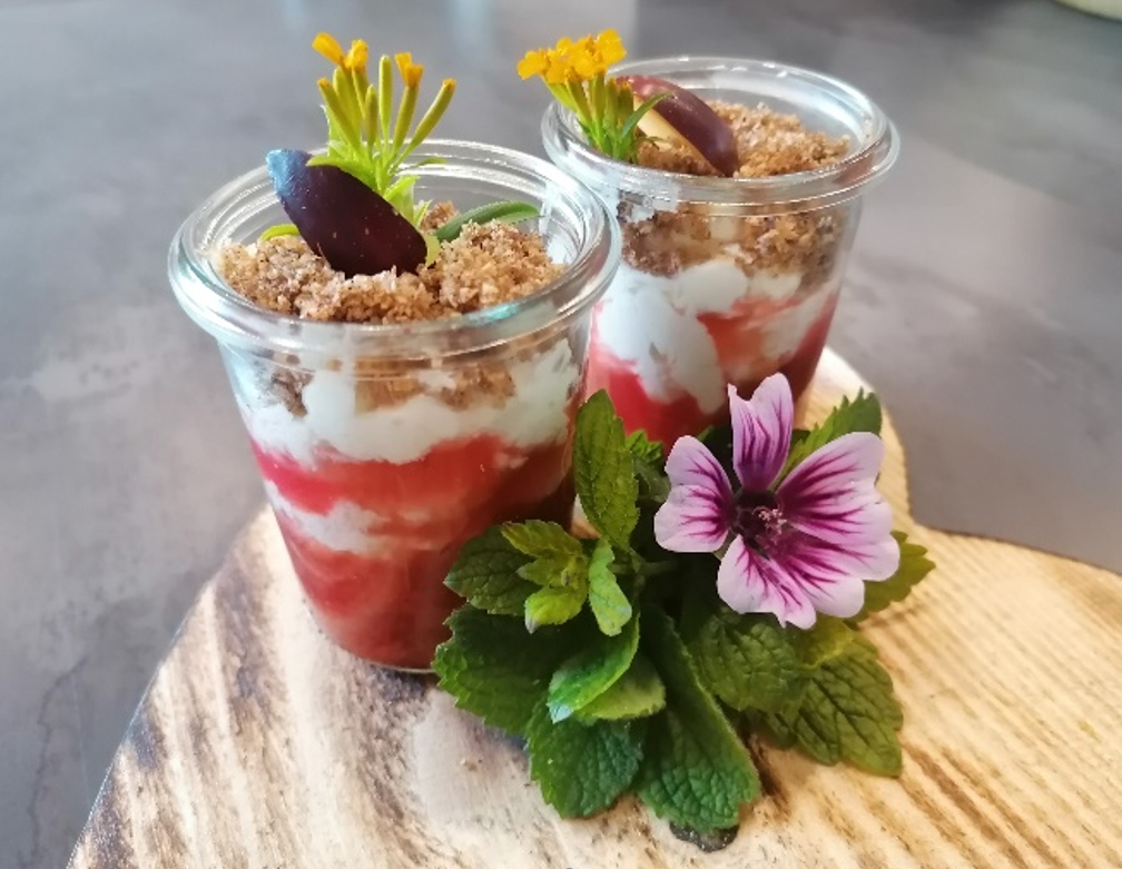 Zwetschkenknödel im Glas bei Salzburg schmeckt