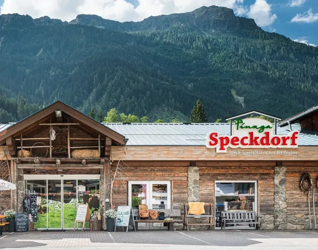 Pinzga Speckdorf aussen Sicht Haus