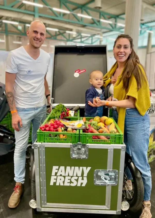 FannyFresh - Franziska & Michael mit ihrem Liefer-Fahrrad